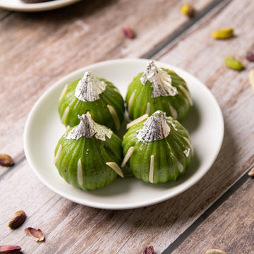 The Baklava Box Pista Premium Modak